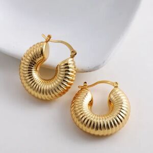 Vintage 18K Gold Plated Hollow Chunky Textured Hoop Earring Stainless St…
